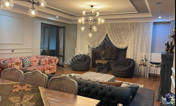 Tekirdağ Süleymanpaşa İlçesi Değirmenaltı Mahallesinde Satılık Lüks Ters Dublex Daire