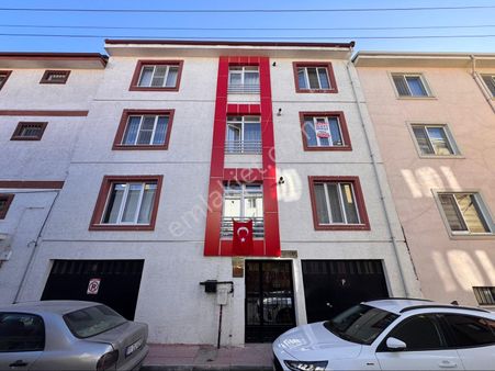 Pera'dan Şirintepe Mh.de Ara Kat, Eşyalı, Kiralık 1+1 Daire