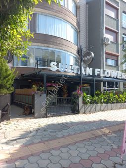 Satlık Caddeüstü Dükkan