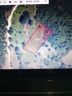 Güneyköy'de 3.776 Metrekare Tarla