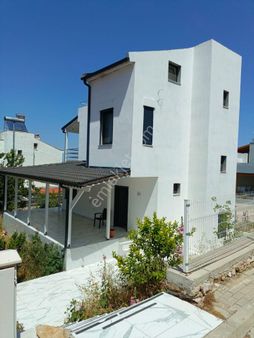 Mordoğan'da Tripleks Satılık Yazlık