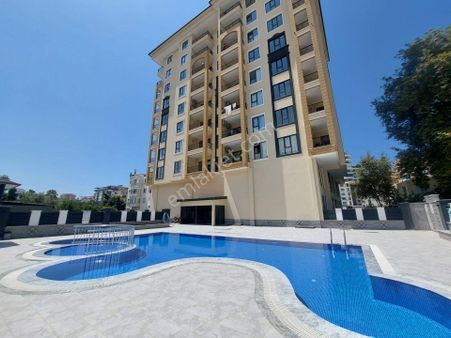 Alanya Mahmutlar 1+1 56m2 Full Aktiviteli Denize 500mt Satılık Daire !