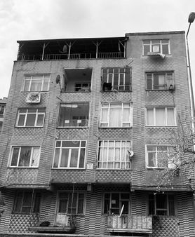 Hürriyet Mah. Yatırımlık Teras Kat Daire 2+1 Kombili Çarşı Merkeze Yürüme Mesafesinde