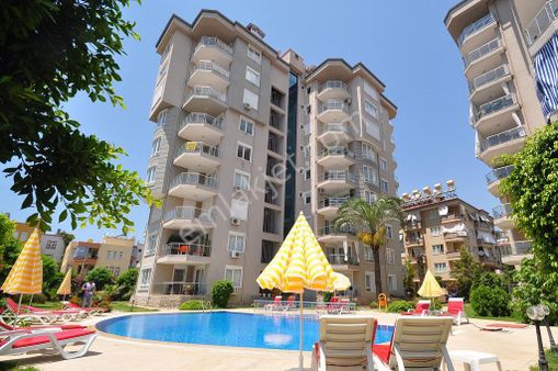 Alanya Merkez 2+1 128m2 Full Lüks Eşyalı Kale Manzaralı Satılık Daire