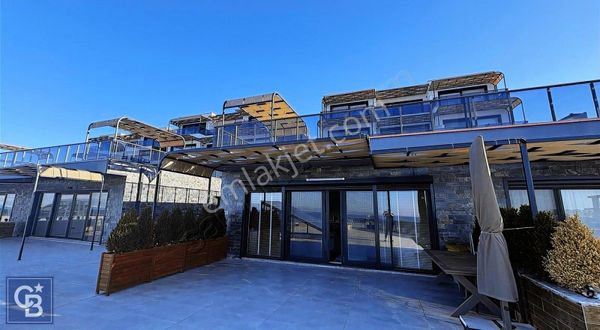 Çeşme Ayasaranda 'da Deniz Manzaralı Eşyalı Daire