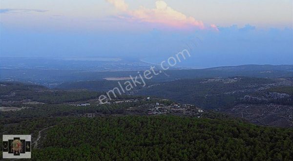 Silifke Deniz Ve Şehir Manzaralı Müstakil Ev Ve Arsası 9600 M2