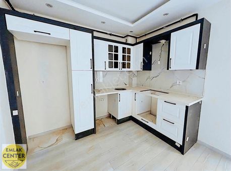 Emlak Center'dan Muradiye Mah Satılık 1+1 Sıfır Daire