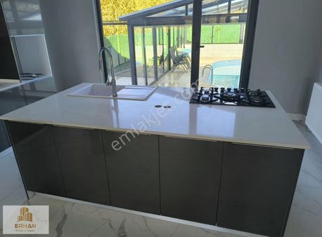 Kırklareli Merkez Dereköy Köyünde 1.000m2 Tek Tapu Müstakil Arsa