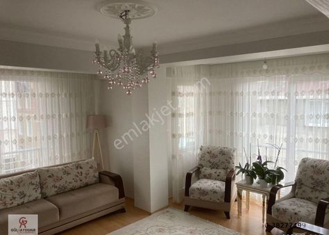 Güngören Güneştepe Mahallesi 160 M2 3+2 Dubleks Satılık Daire