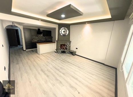 Marmarisin Kalbinde Denize 50m Satılık 3+1 (yenilenmiş) Dublex