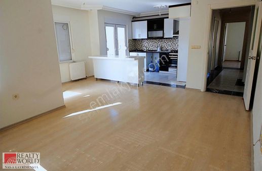 Konyaaltı Hurma'da 4+1 Doğal Gazlı Çatı Dublex Satılık