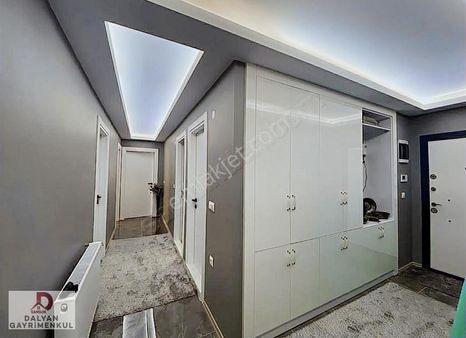 Yenimahalle 19 Mayıs Bulvarına Cephe Satılık 4+1 Lüks Daire