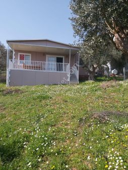 Dağkızılca'da İçinde Ev+elektrik+su Bulunan Satılık Tarla