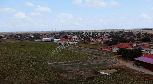 Saray Beyazköy'de 3.240 M² İmar Planı İçi Tarla