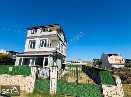 Seta Group - 5+1 Müstakil Havuza Uygun Baçeli Merkezi Konumda