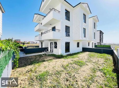 ꧁▇seta Grup▇꧂ Merkeze Yakın Deniz Manzaralı Geniş Bahçeli Yazlık