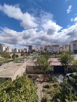 Zümrüt Pervane Net 2 Daire Getirili 2 Katlı Müstakil Ev