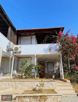 *realty World* Gümüşlük'te Müstakil Ev