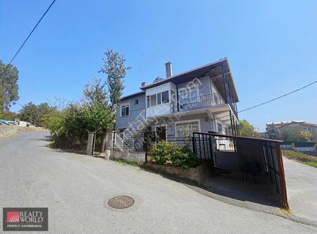 *realty World*beykoz Çavuşbaşı'nda Bahçeli Müstakil Ev
