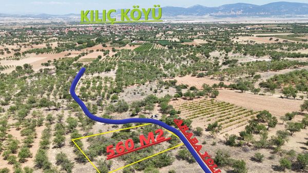 *köy Manzaralı Tarla* Tarım Ve Yatırım Yapmak İsteyenler İçin İdeal Konumda