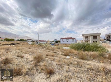 Cm Emlak Gümüşler Eski 787 M2 Köşebaşı Mükemmel Konum Arsa