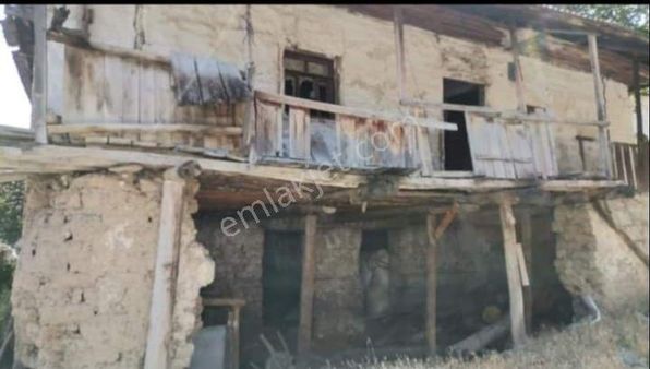 Satılık Aşağı Karaçay 650 Metre Arsa İçinde100metre 2 Katlı Müstakil