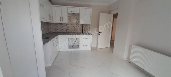 Şehir Merkezinde Satılık Sıfır Lüks Daire...