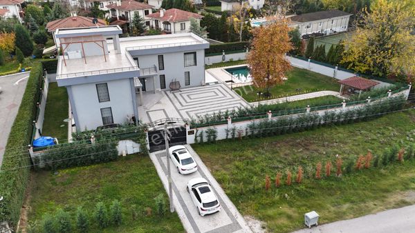 Sapanca Kırkpınar’da Müstakil Ultra Lüx Özel Tasarımlı Villa