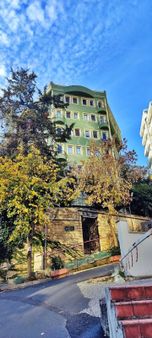 Gayrettepe'de Satılık 4+1 Dubleks Daire