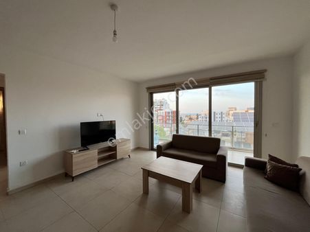 Girne Merkez'de Full Deniz Mazaralı Kiralık 2+1 Eşyalı Daire !!