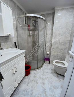 Ana Cadde Üzerinde Ofis Kullanımına 2+1