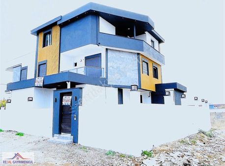 Real'den Cüneytbey'de 85 M2 Tabanlı 4+1 Lüx Villa