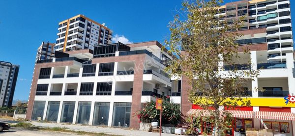 Royal Emlak Arpaçbahşiş Mah Denize Yakın Satılık Tripleks Villa