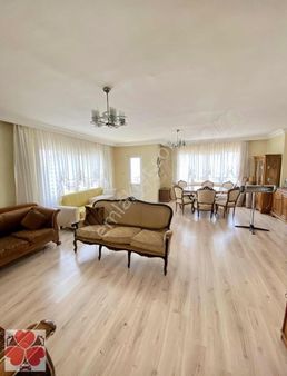 Yonca'dan Deniz Manzaralı Satılık Daire!