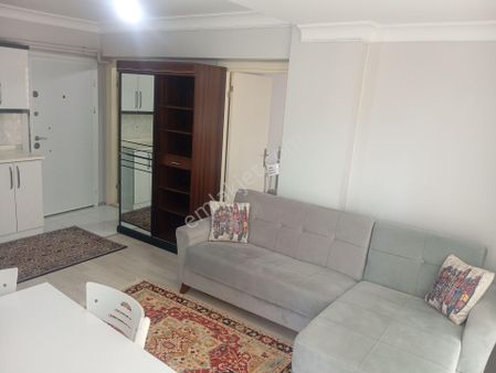 Yenimahalle Tramvay Durağında Eşyalı Kiralık 1+1