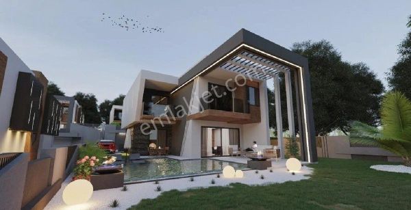 Kuşadasında Deniz Manzaralı Özel Havuzlu Bahçeli 4+1 Müstakil Villa