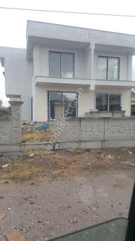 Ays Den Cumhurıyette Satılık Villa