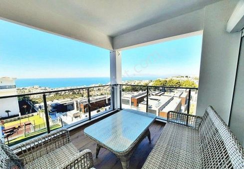 Kuşadası Paşo Şükrü Sitesinde Ful Deniz Manzaralı Lüx 3+1 Daire