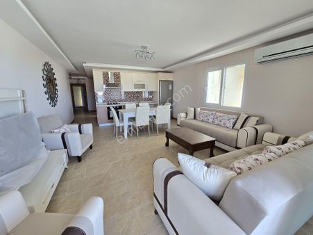 Kuşadasında Full Eşyalı Daire
