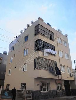 Mersin Akdeniz Güneş Mah.'de Köşe Başı Binada Satılık 3+1 Daire