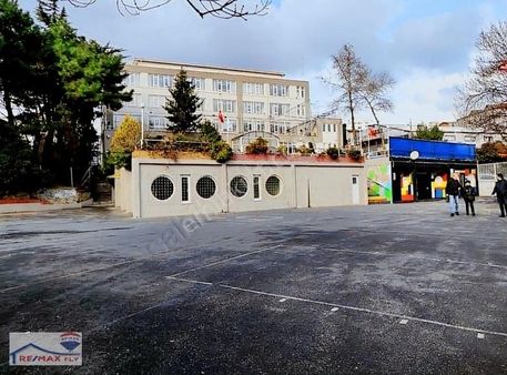 İstinye'de Kiralık Komple Bina