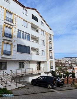 Çayırova Akse Mahallesinde Satılık 3+1 Bahçe Dubleks