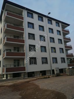 Yozgat Yerköy De Acil Satılık Ayanoğlu Mahallesinde İlçe Emniyet Müdürü Yakın Güzel Konumda 3 +1