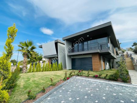 Full Manzara-7/24 Guvenlik-havuz/otopark-bahçe-yerden Isıtma-lüx-5+2-tamamı Müstakil