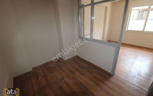 Hastane Cadesi Yan Sokağında Satılık 2+1 Ofis