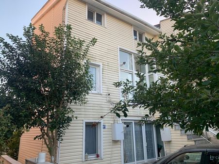 *yıldız* Havuzlu Site İçinde Satılık Müstakil Yazlık