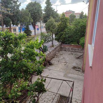 Denizli Çardak Hürriyet Mahallesi Çarşı Merkezi Daire