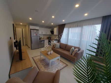 Denize 50 Metre Mesafede Asansörlü Satılık 2+1 Daire