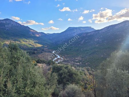 Akseki Sinanhoca Mah.'de Satılık Nehir Ve Orman Manzaralı Ferah Havadar Arsa