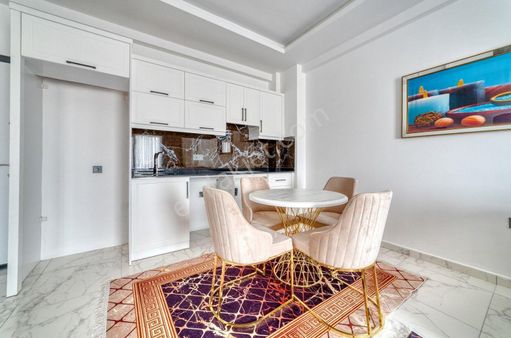 Alanya Oba Mah.aktiviteli Full Eşyalı Satılık 1+1 Daire